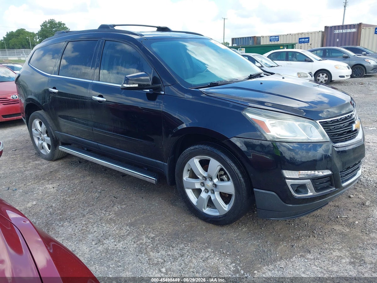 2017 CHEVROLET TRAVERSE LT