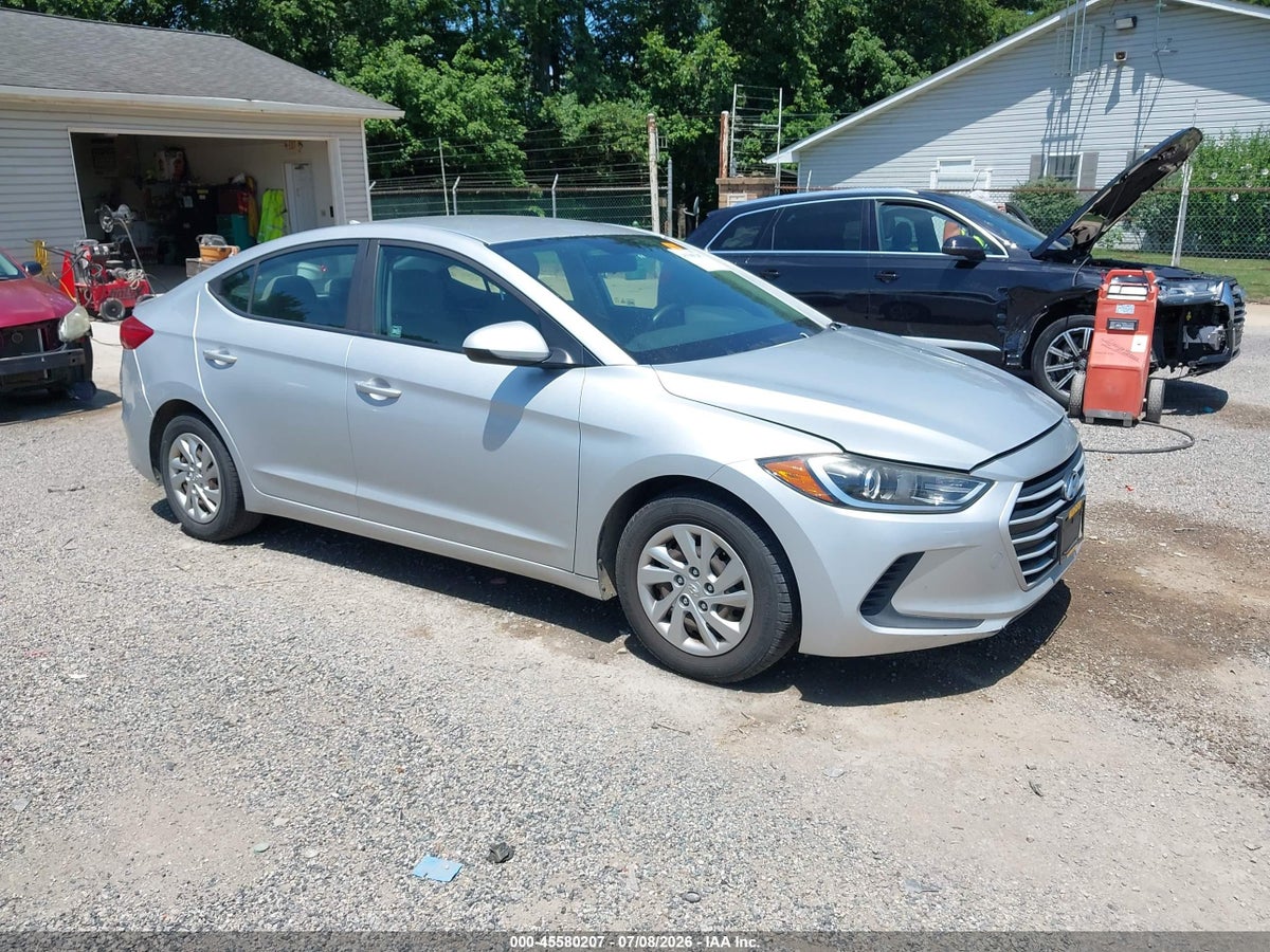 2017 HYUNDAI ELANTRA SE