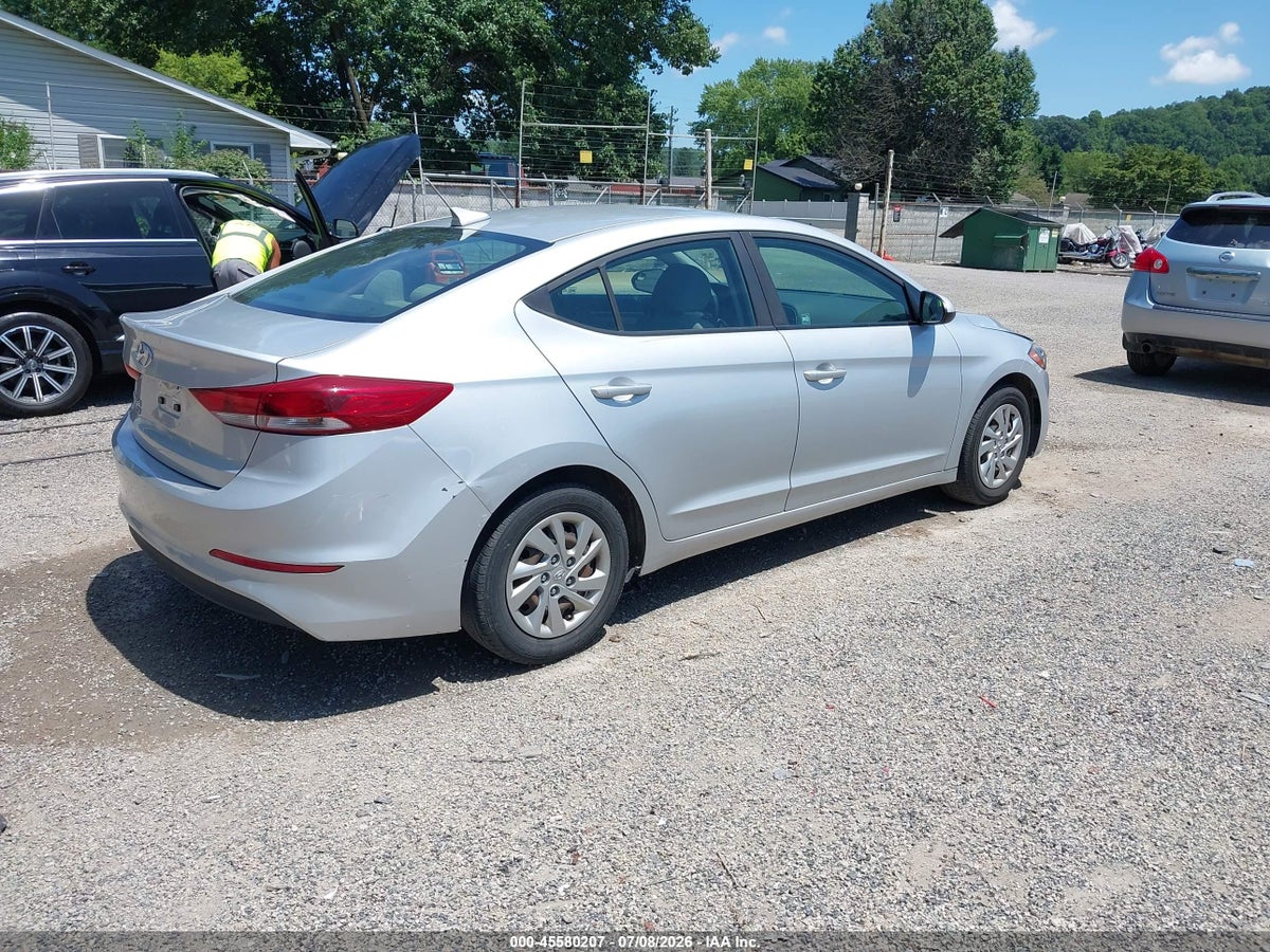 2017 HYUNDAI ELANTRA SE — снимка 4
