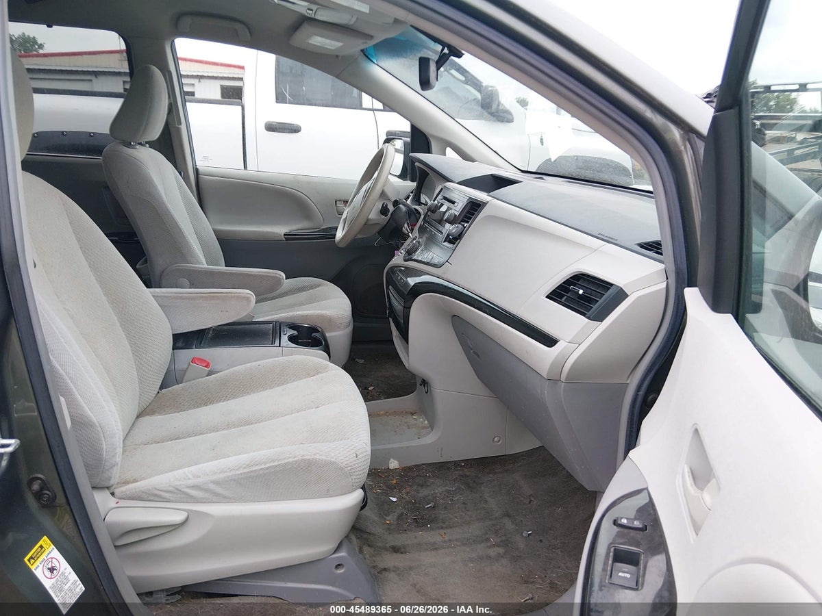 2014 TOYOTA SIENNA LE V6 8 PASSENGER — снимка 5