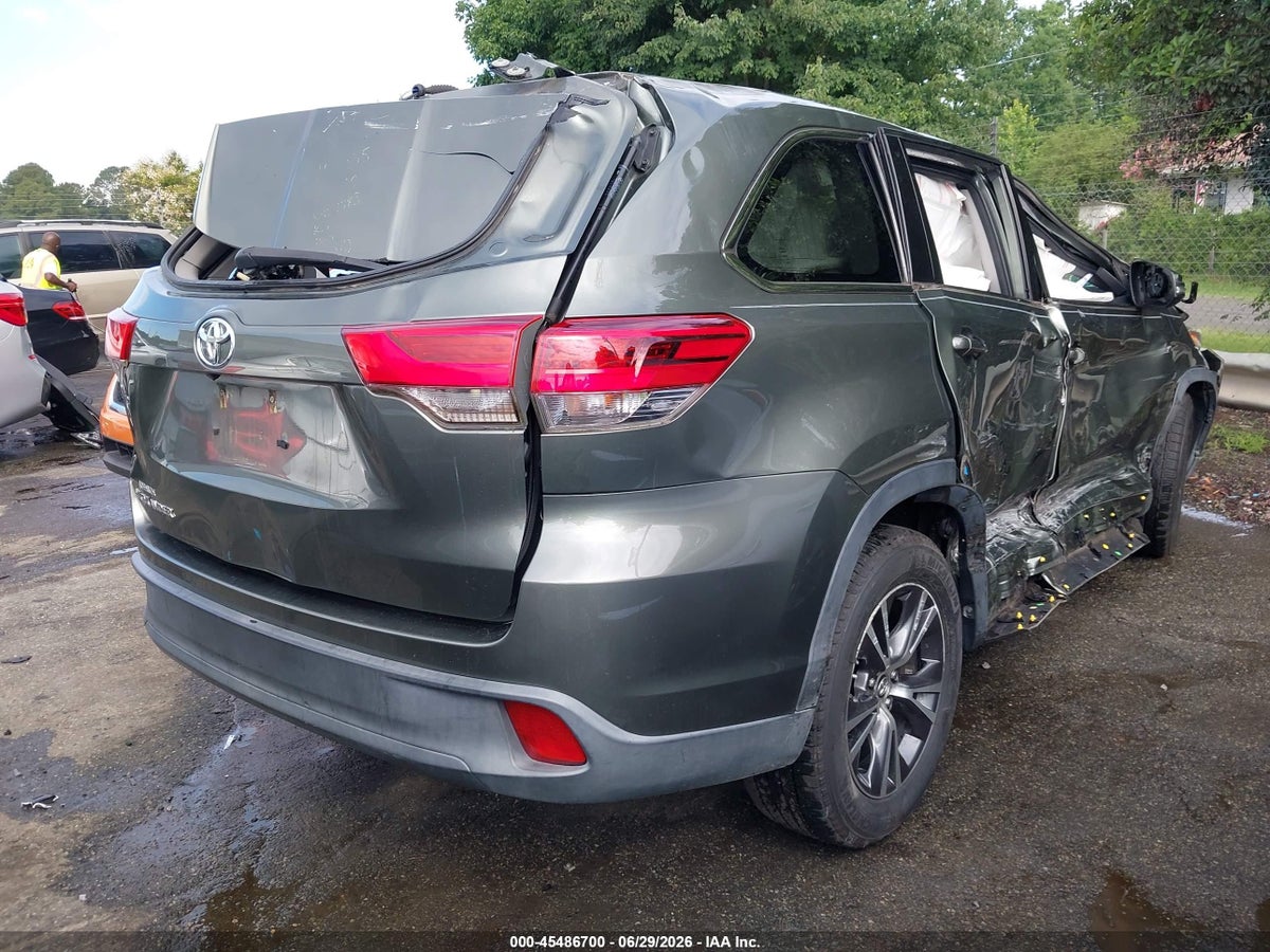 2018 TOYOTA HIGHLANDER LE — снимка 4