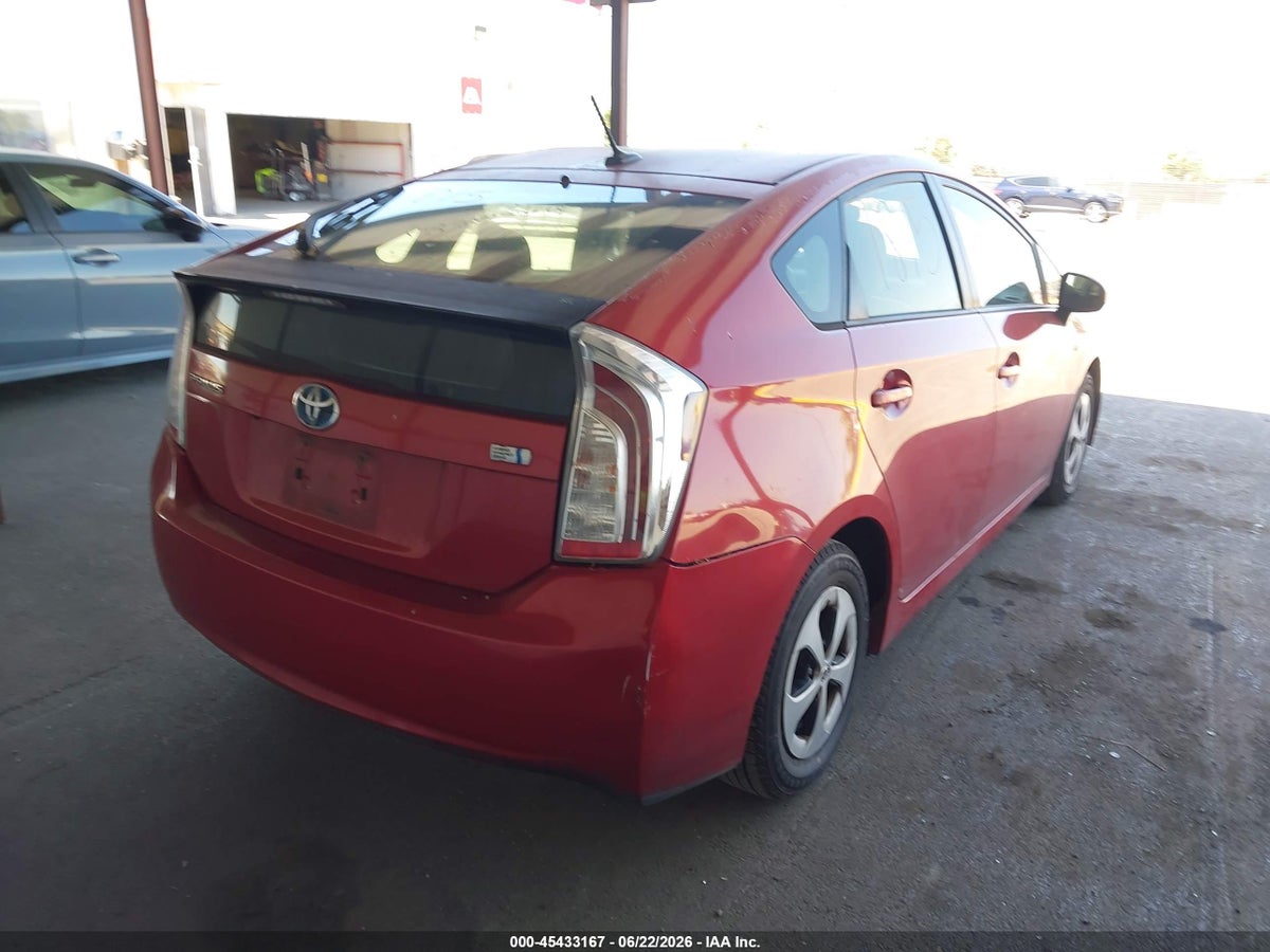 2013 TOYOTA PRIUS THREE — снимка 4