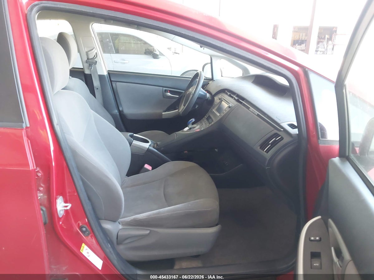 2013 TOYOTA PRIUS THREE — снимка 5
