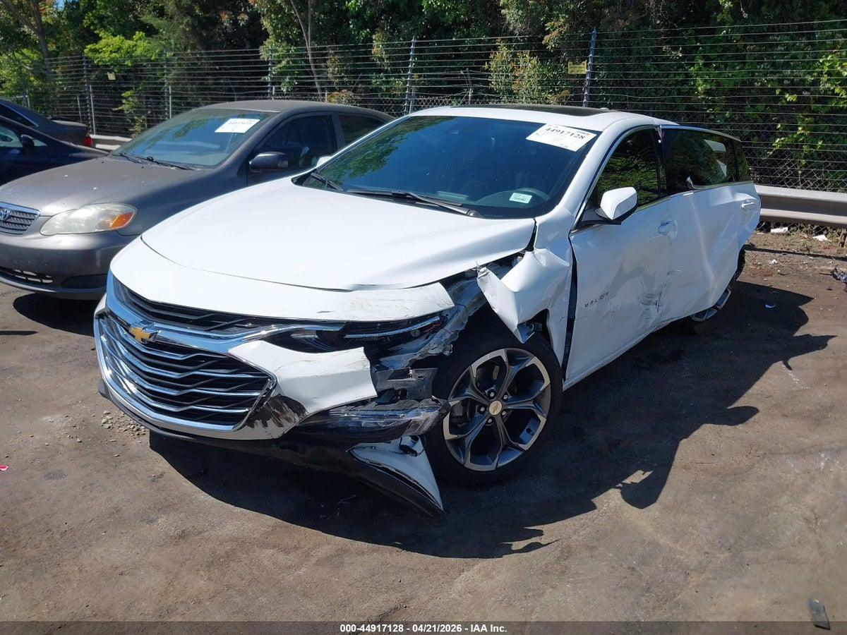 2023 CHEVROLET MALIBU FWD 1LT — снимка 2