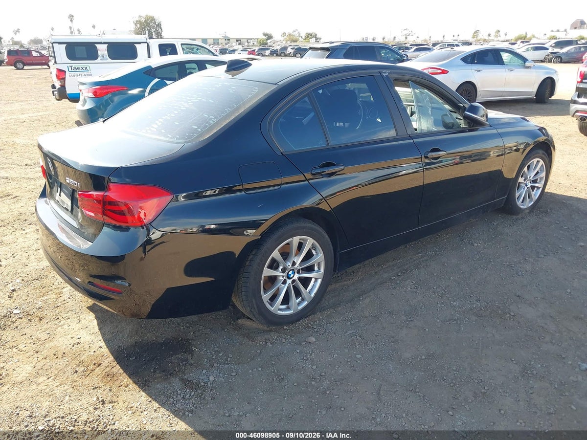 2016 BMW 320I — снимка 4