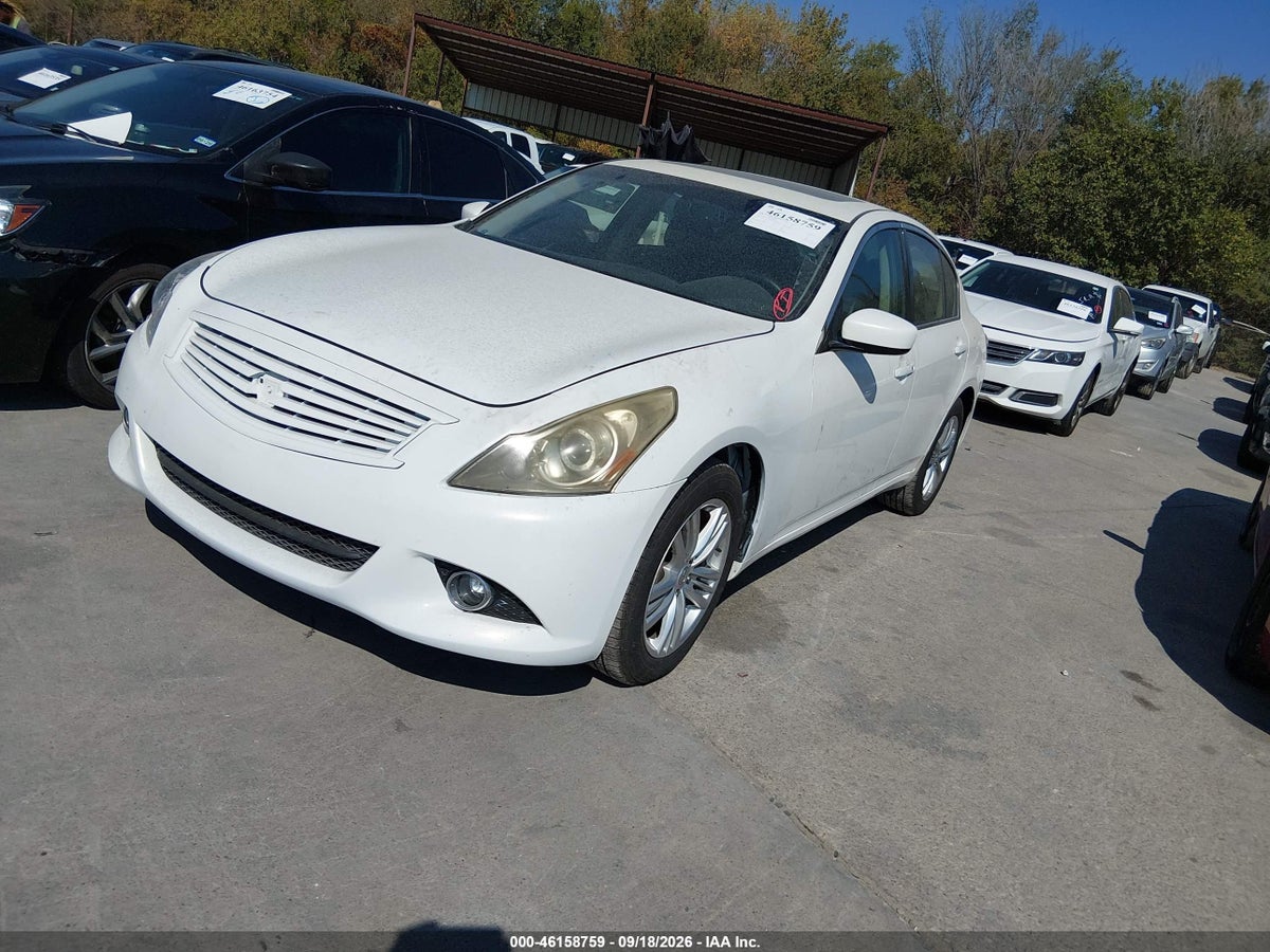 2013 INFINITI G37X — снимка 2