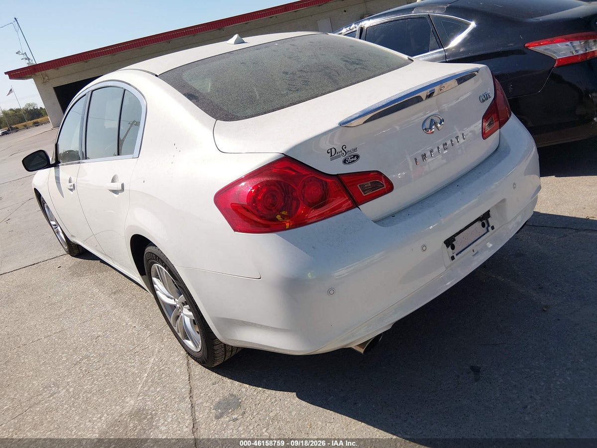 2013 INFINITI G37X — снимка 3