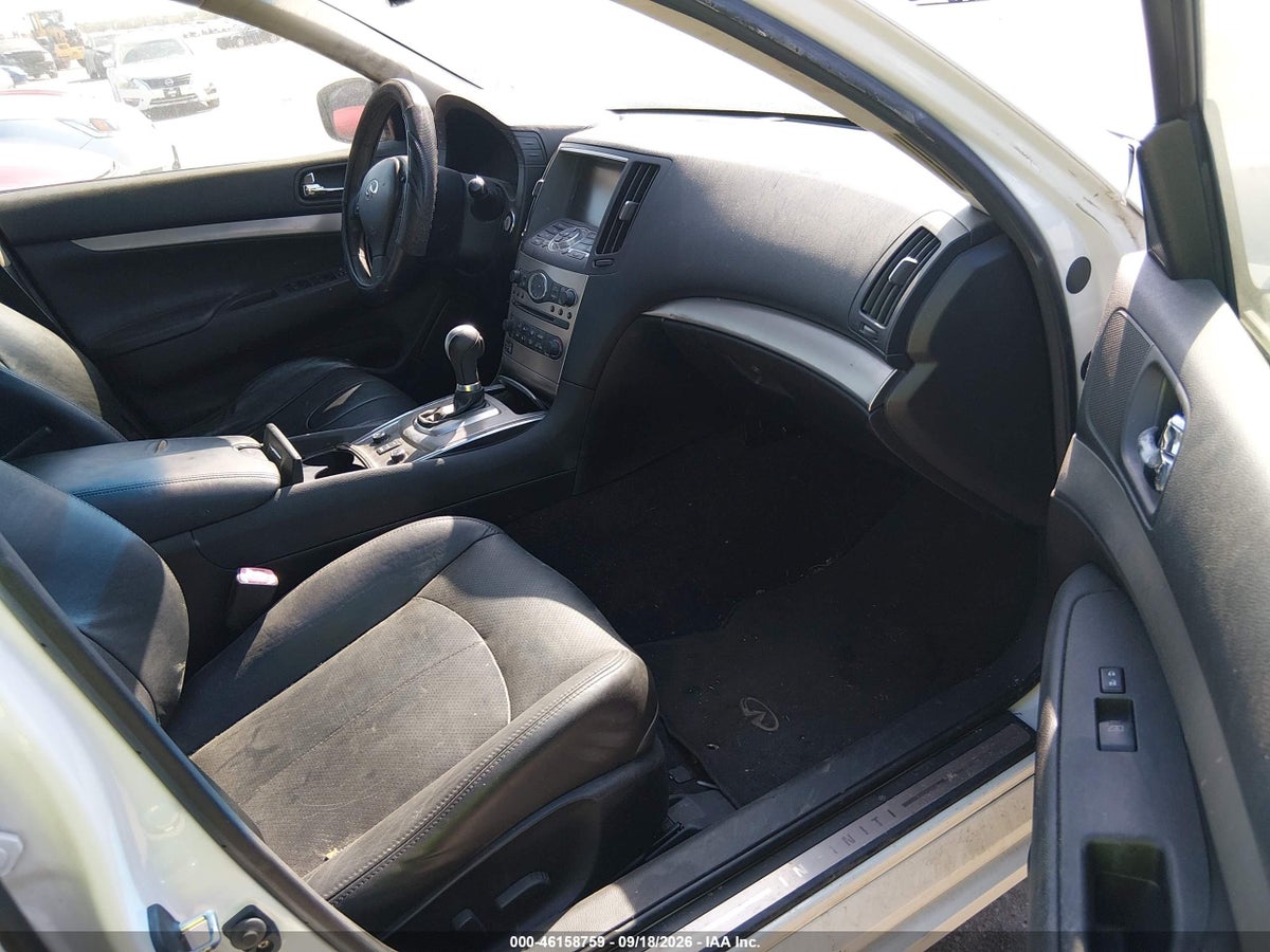 2013 INFINITI G37X — снимка 5