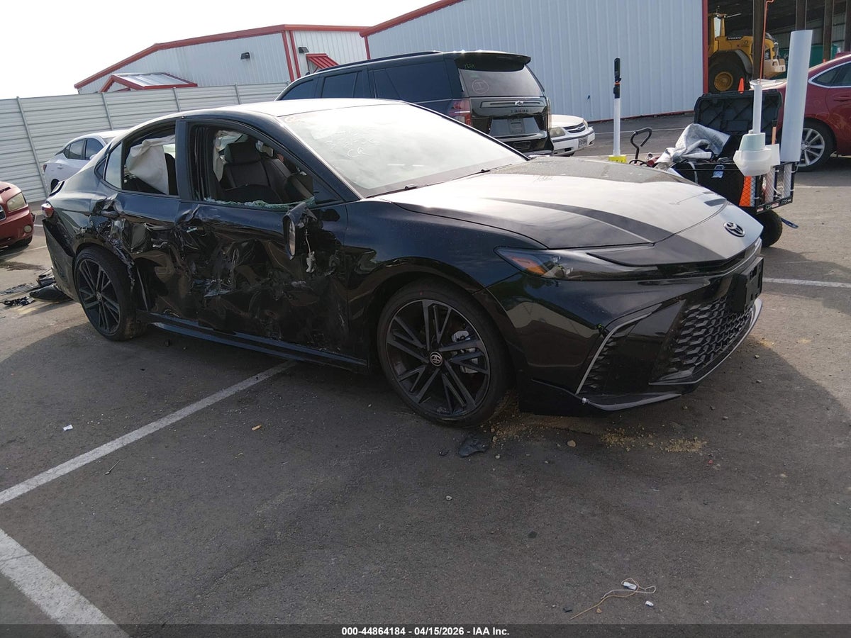 2026 TOYOTA CAMRY XSE