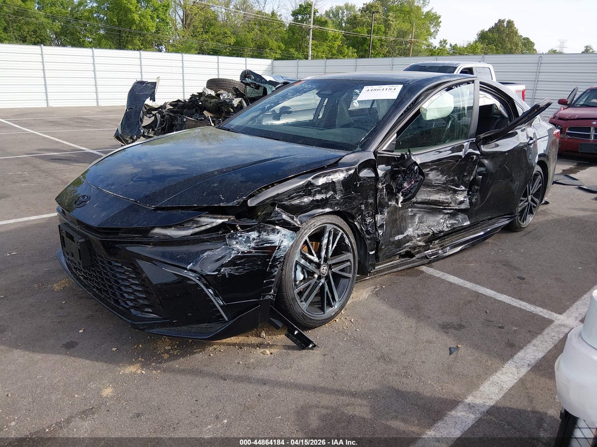 2026 TOYOTA CAMRY XSE — снимка 2