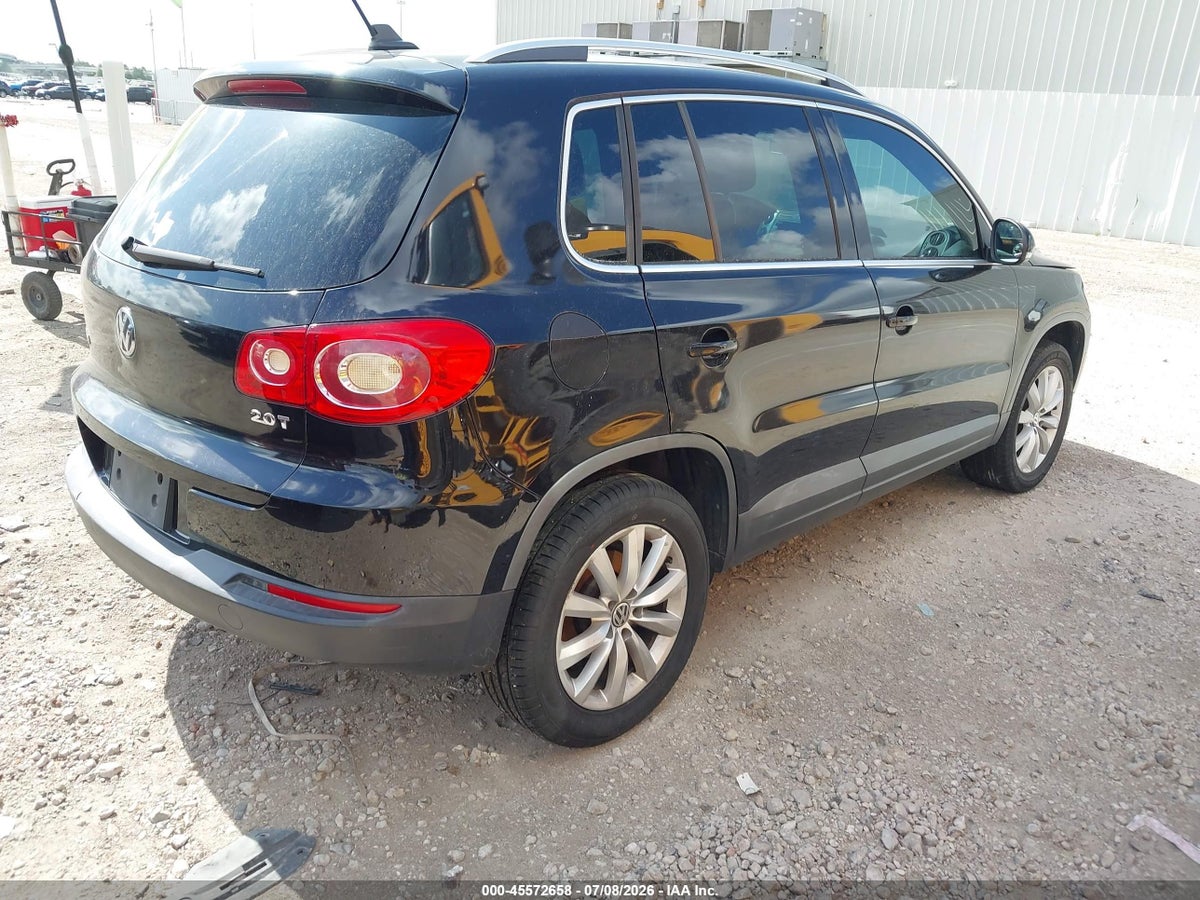 2011 VOLKSWAGEN TIGUAN SE — снимка 4