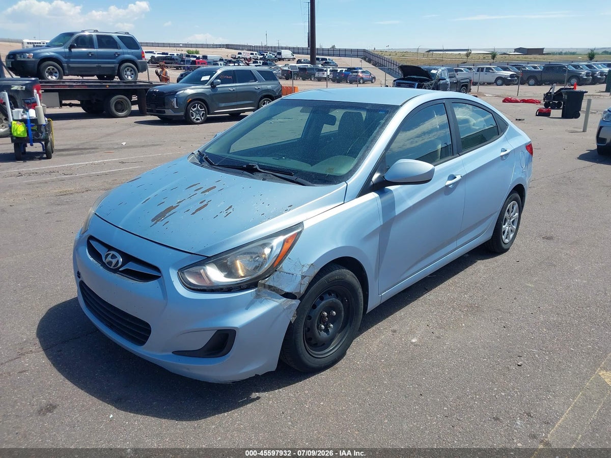 2013 HYUNDAI ACCENT GLS — снимка 2