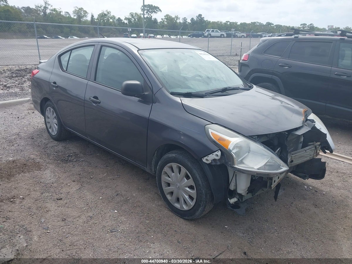 2015 NISSAN VERSA 1.6 S+