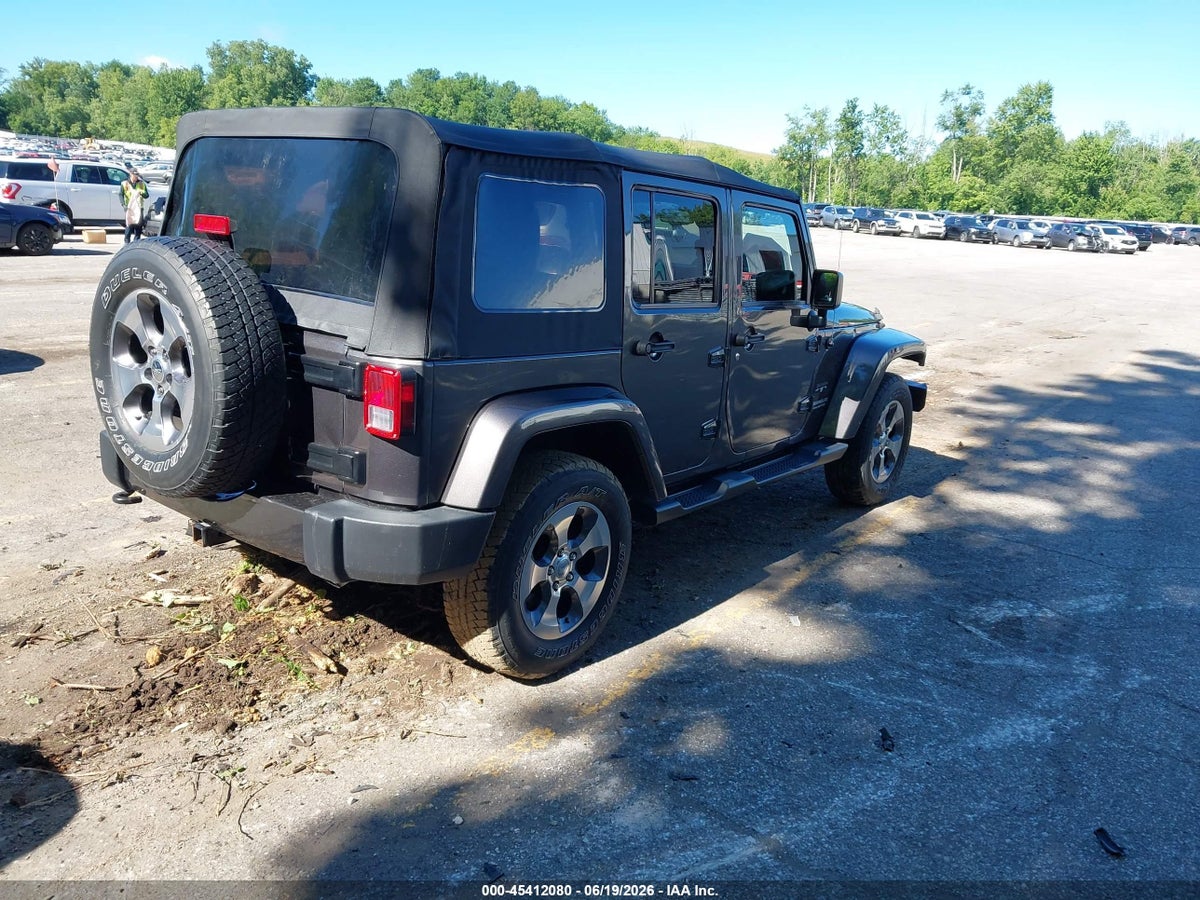 2017 JEEP WRANGLER UNLIMITED SAHARA — снимка 4