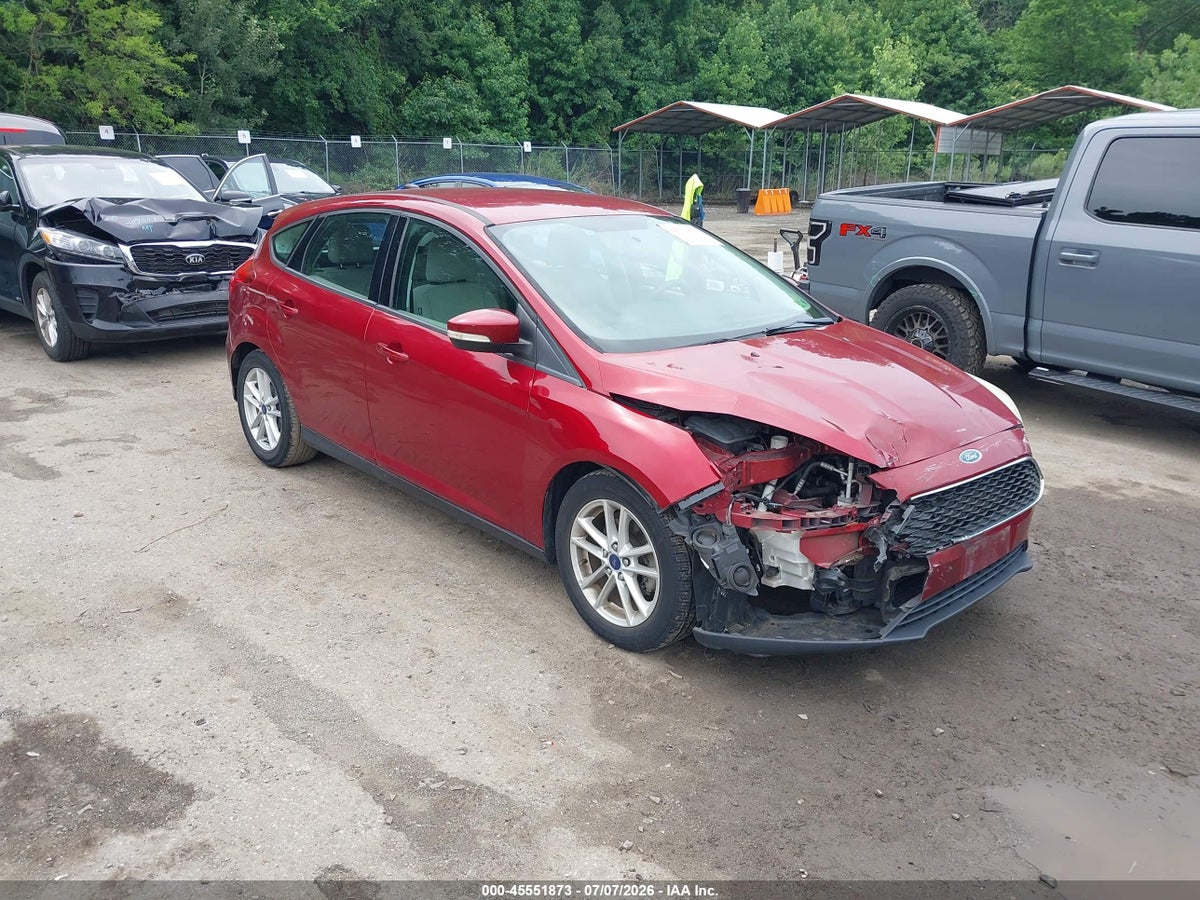2015 FORD FOCUS SE