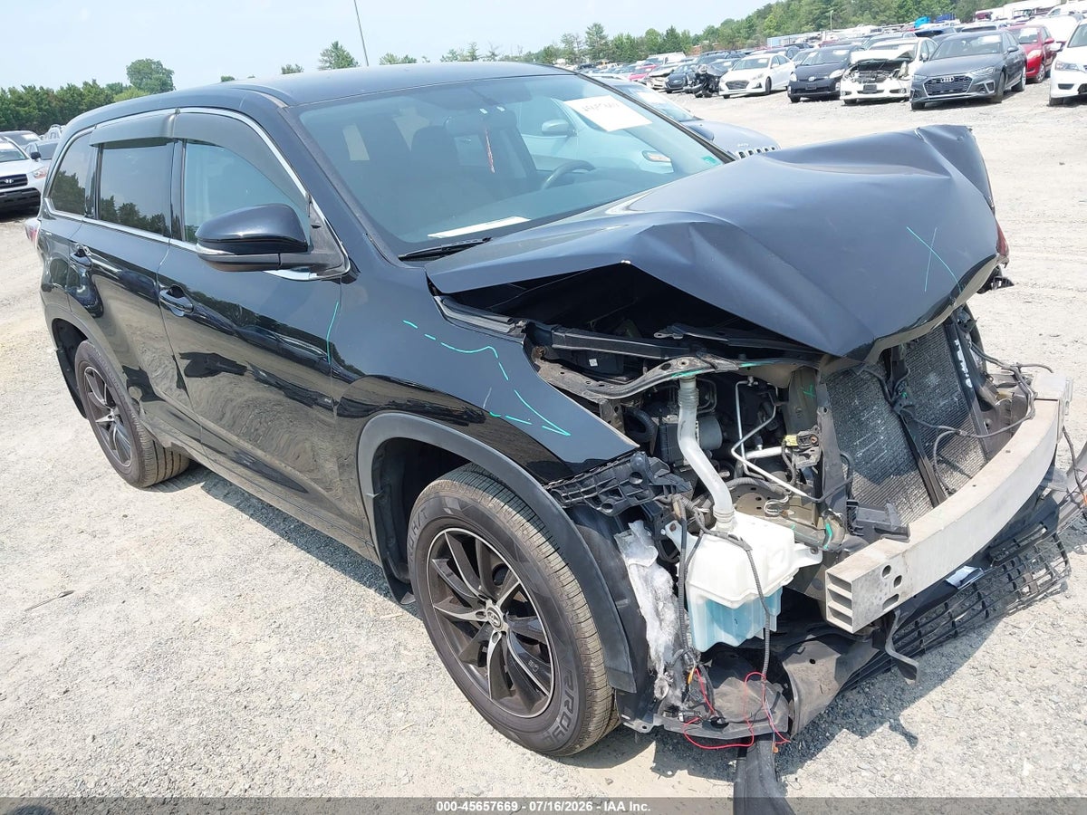 2016 TOYOTA HIGHLANDER LE V6