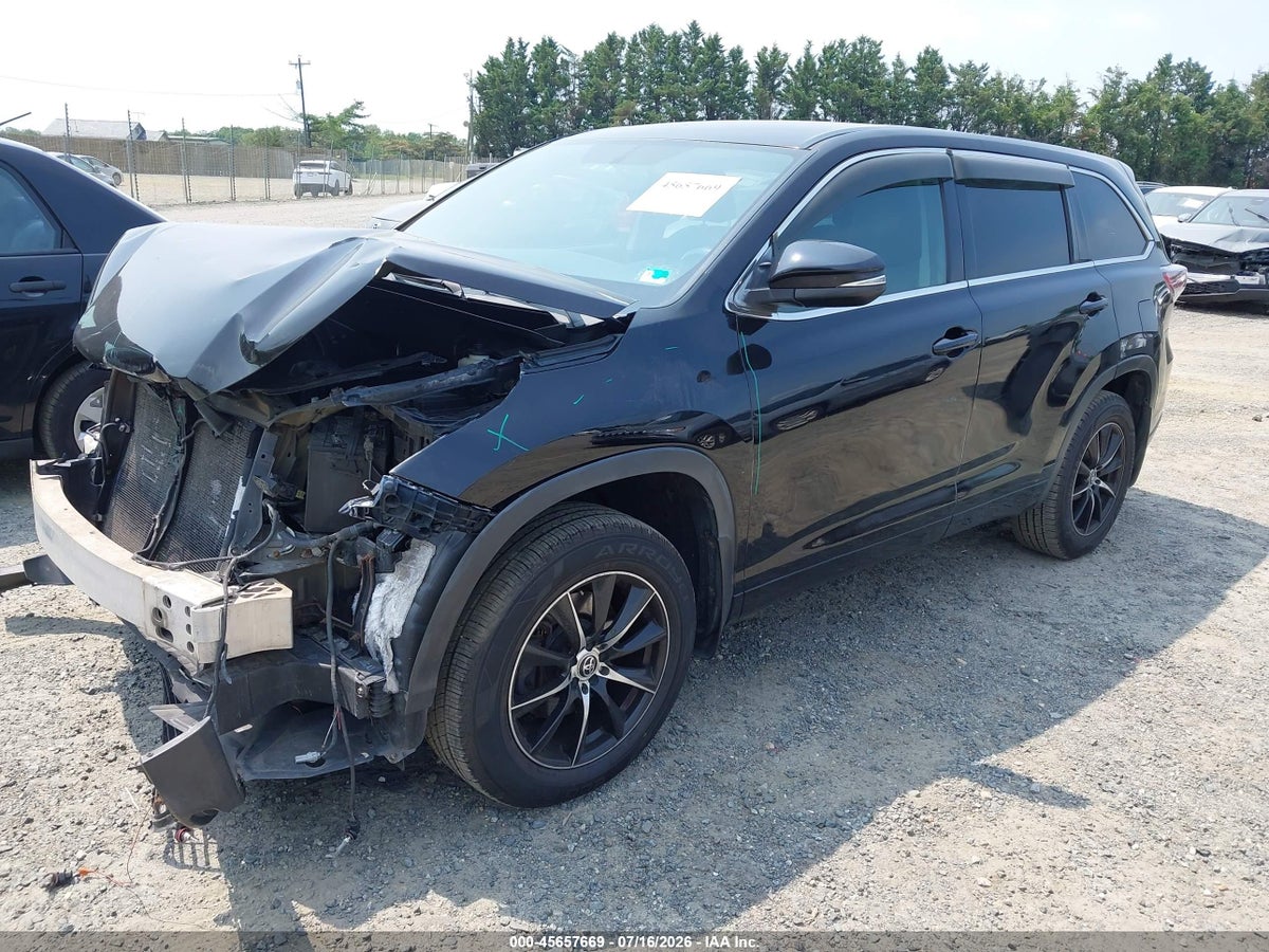 2016 TOYOTA HIGHLANDER LE V6 — снимка 2