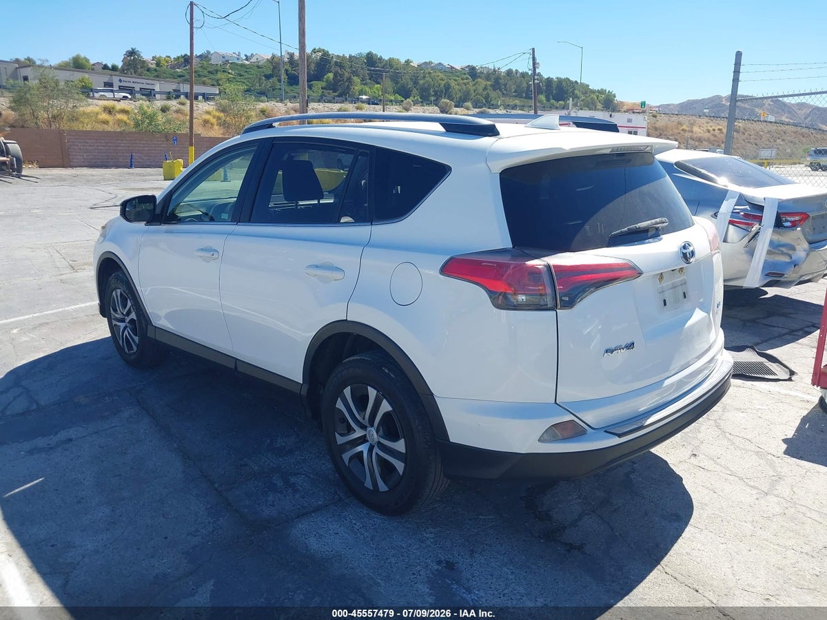2018 TOYOTA RAV4 LE — снимка 3