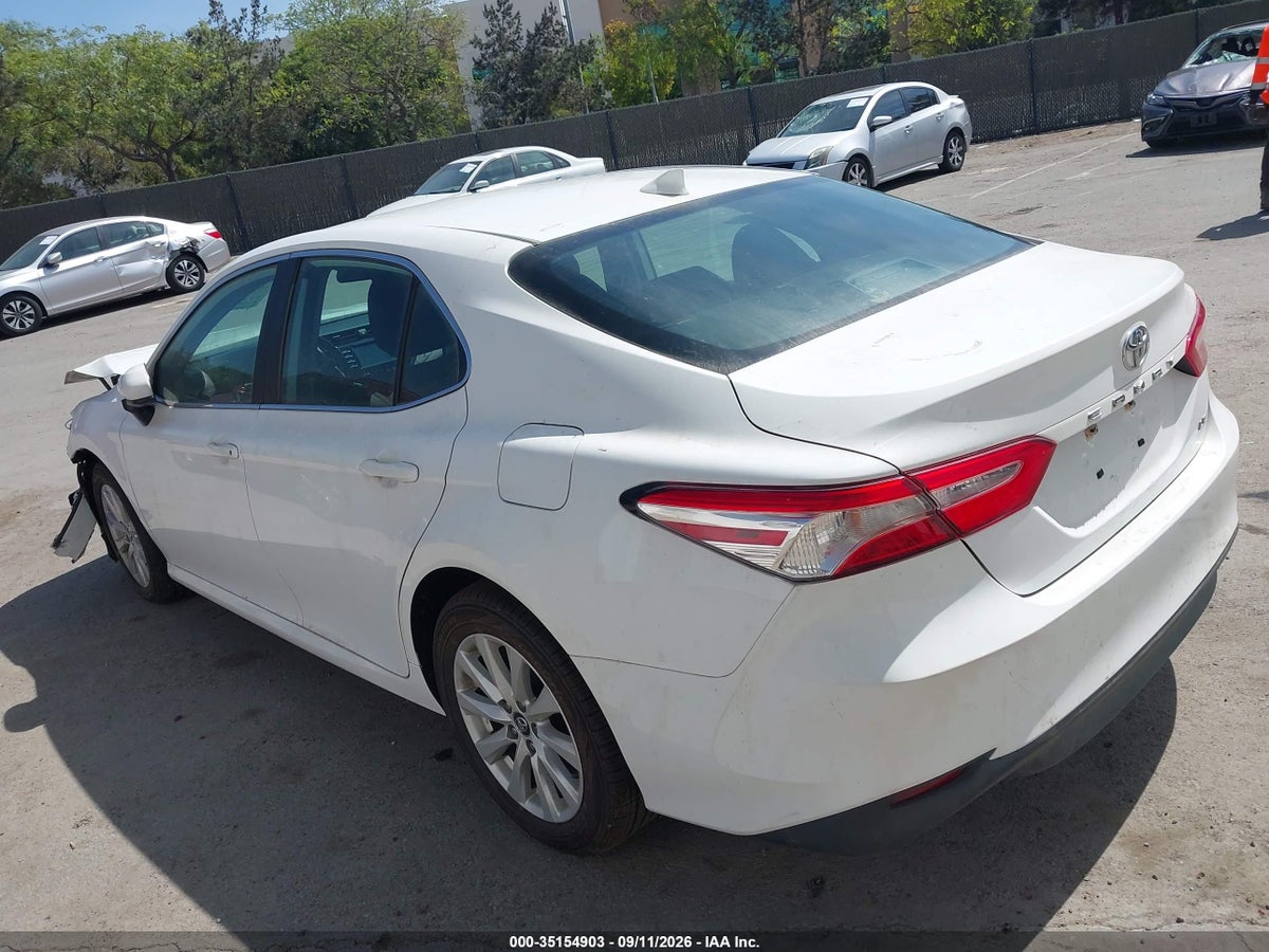 2019 TOYOTA CAMRY LE — снимка 3