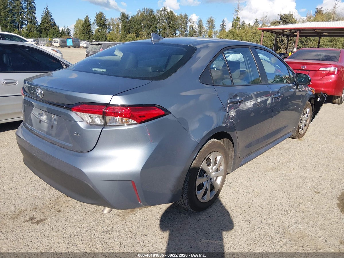 2026 TOYOTA COROLLA LE — photo 4