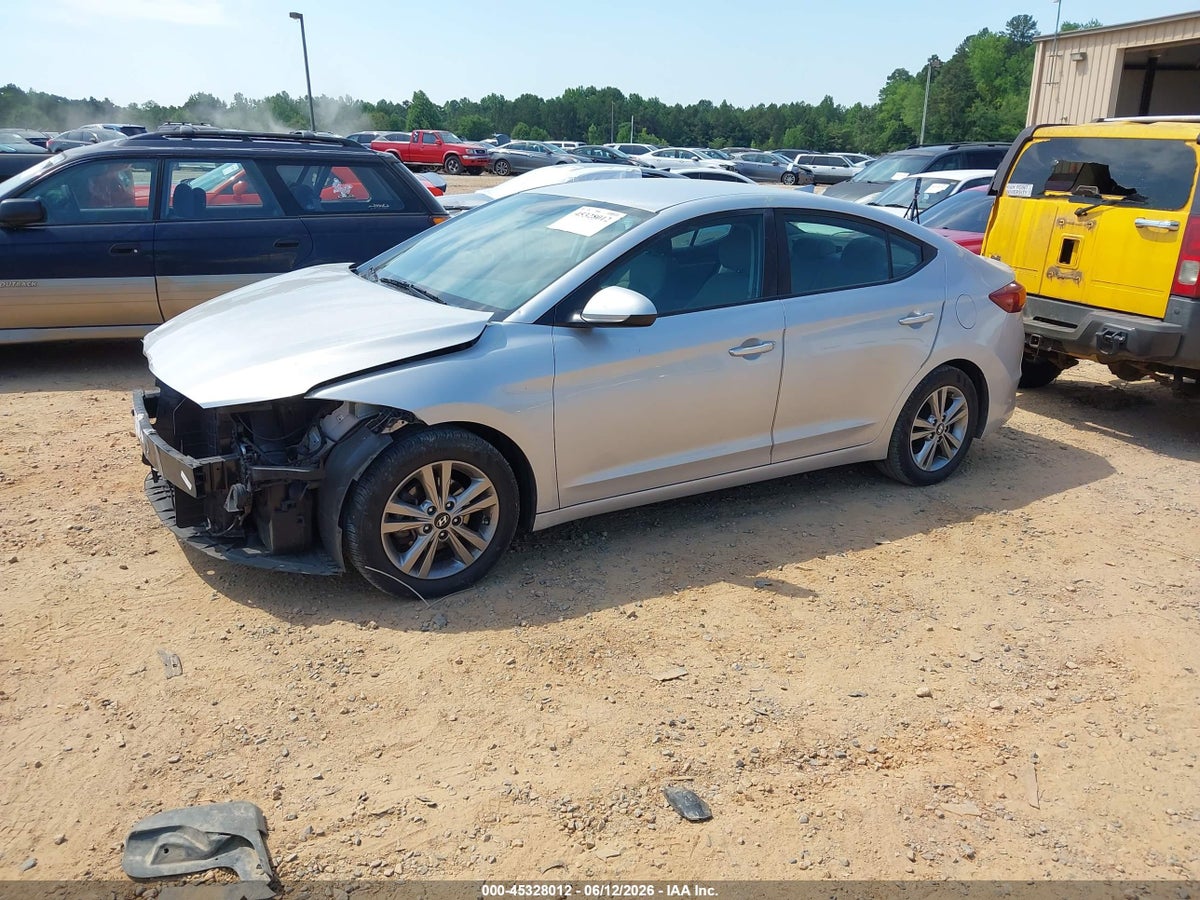 2017 HYUNDAI ELANTRA SE — снимка 2