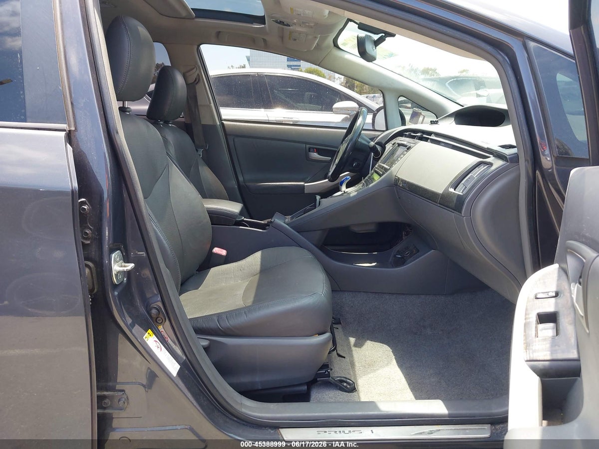 2011 TOYOTA PRIUS FOUR — снимка 5