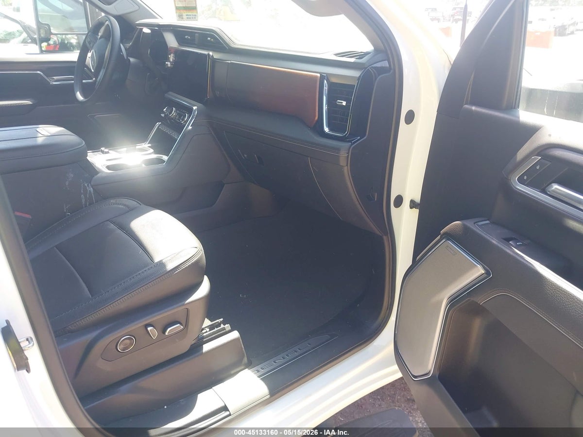 2025 GMC SIERRA 3500HD DENALI — снимка 5