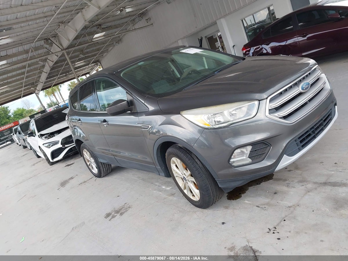2017 FORD ESCAPE SE