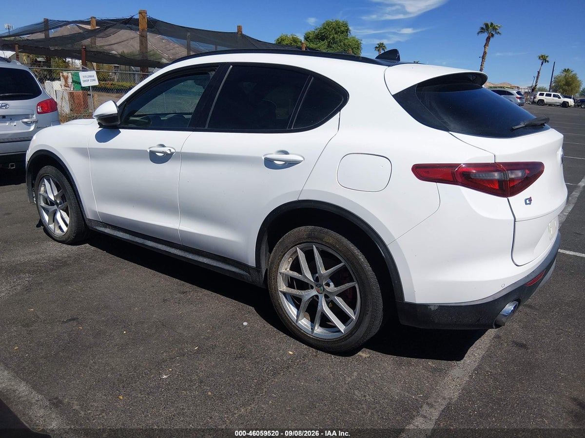 2019 ALFA ROMEO STELVIO TI SPORT AWD — photo 3