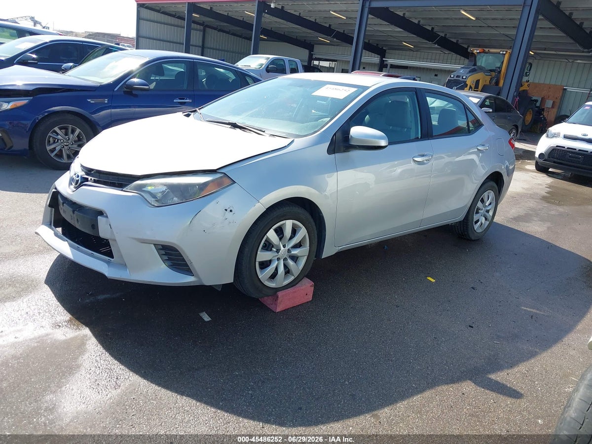 2015 TOYOTA COROLLA LE — снимка 2