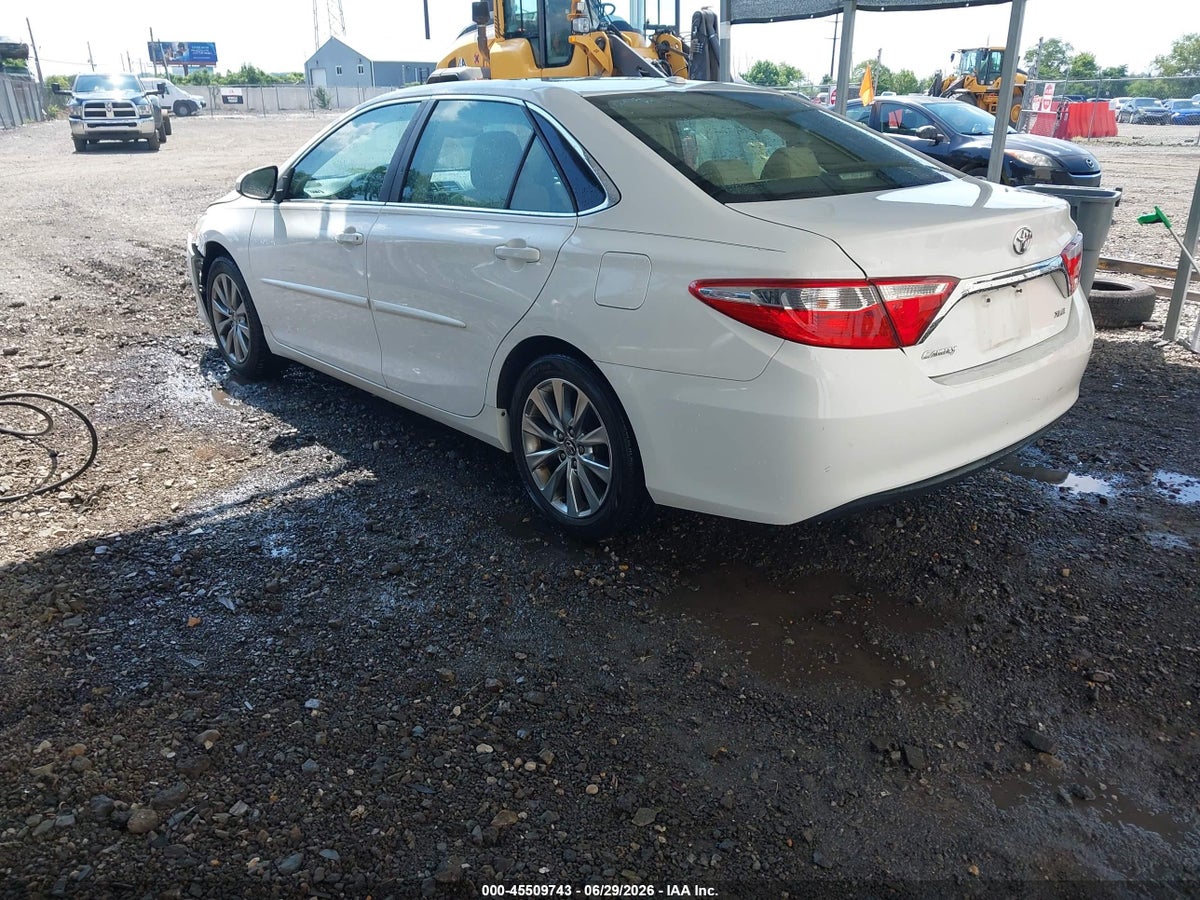 2016 TOYOTA CAMRY XLE — снимка 3