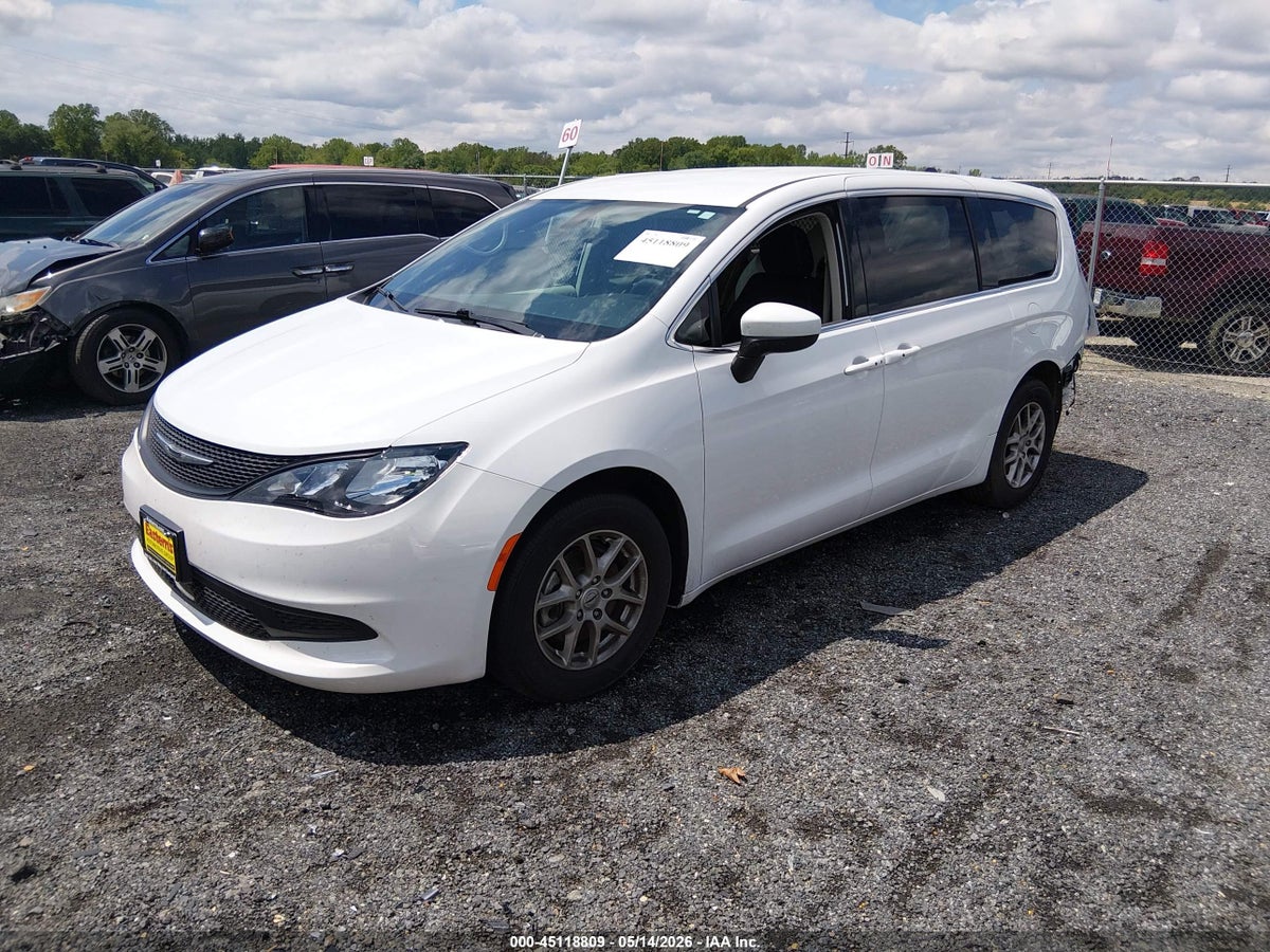 2022 CHRYSLER VOYAGER LX — снимка 2