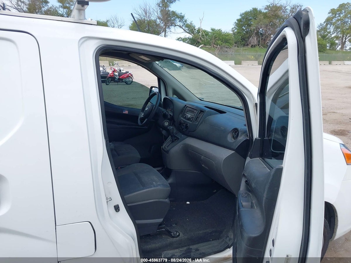 2014 NISSAN NV200 SV — снимка 5