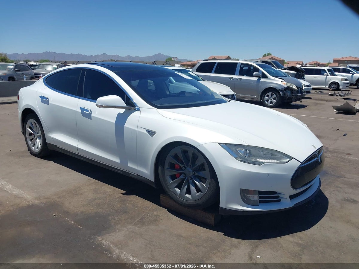 2014 TESLA MODEL S P85