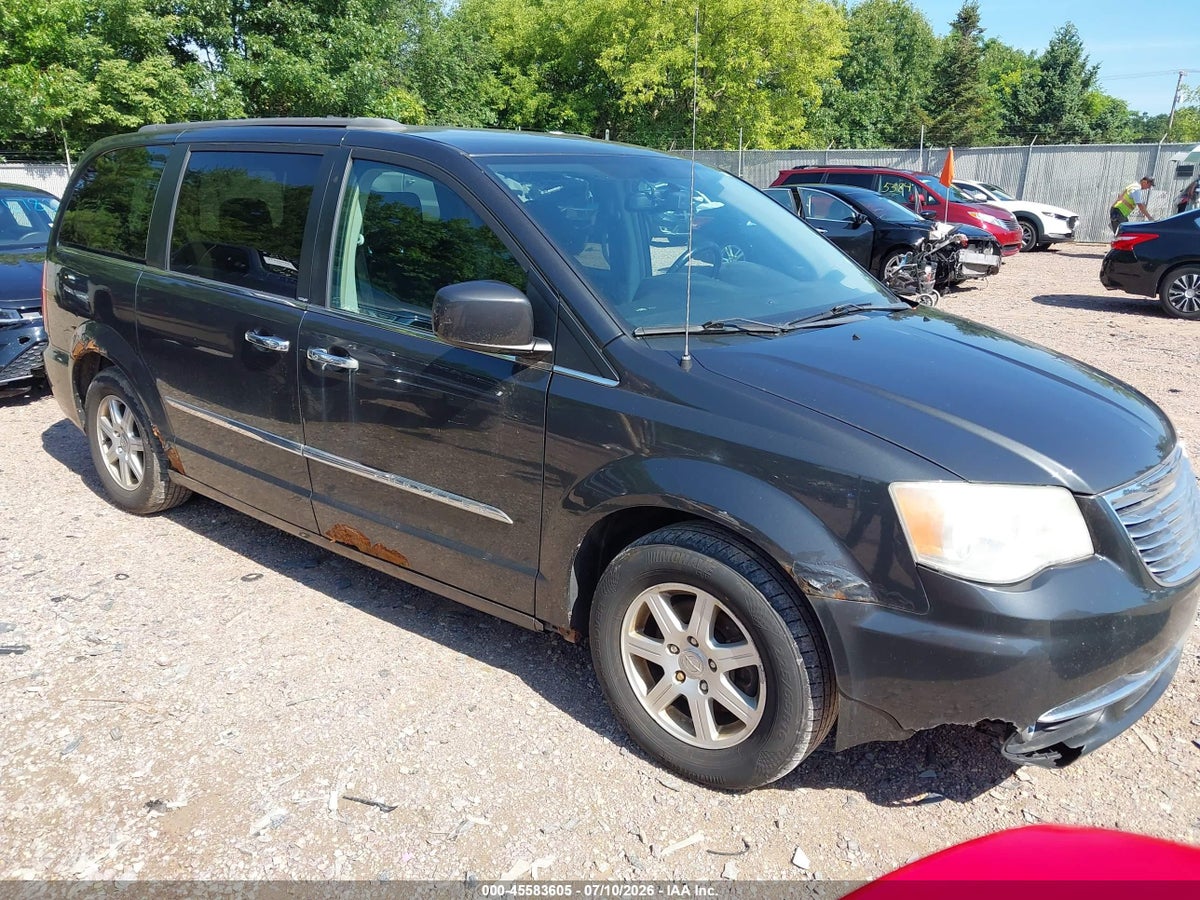 2011 CHRYSLER TOWN & COUNTRY TOURING