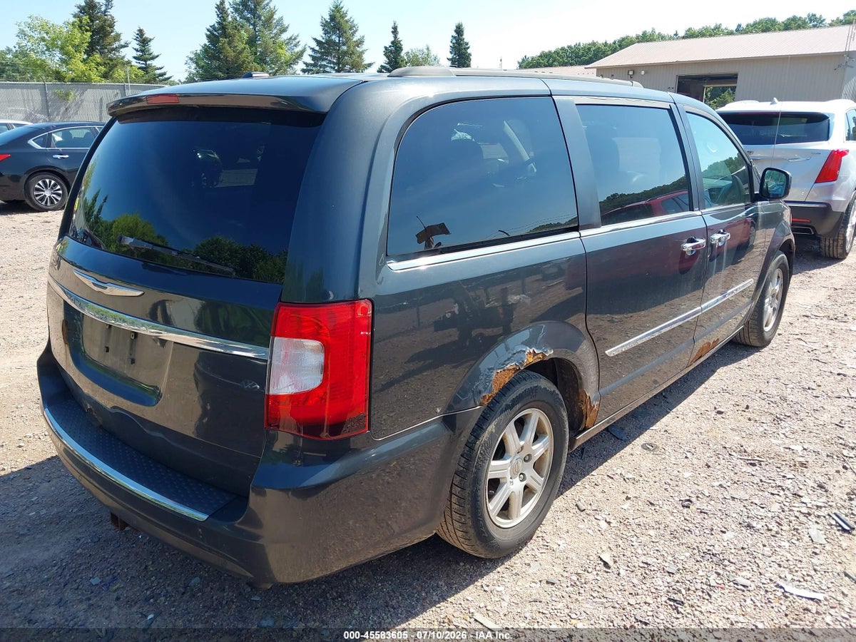 2011 CHRYSLER TOWN & COUNTRY TOURING — снимка 4