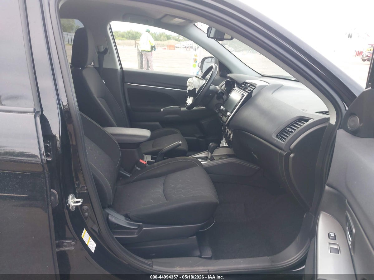 2020 MITSUBISHI OUTLANDER SPORT 2.0 SE AWC — снимка 5