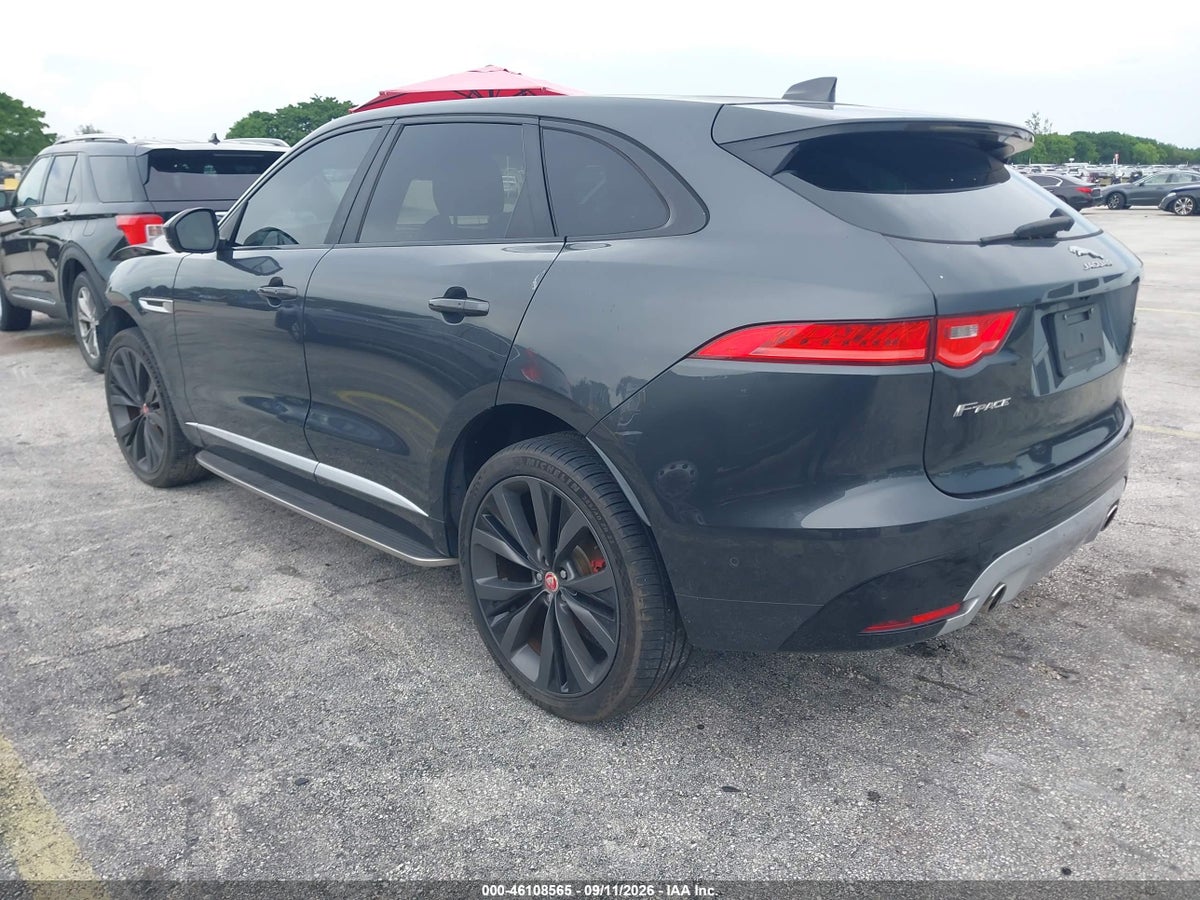 2019 JAGUAR F-PACE S — photo 3