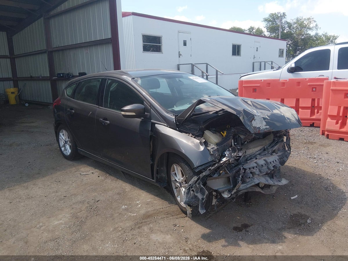 2016 FORD FOCUS SE