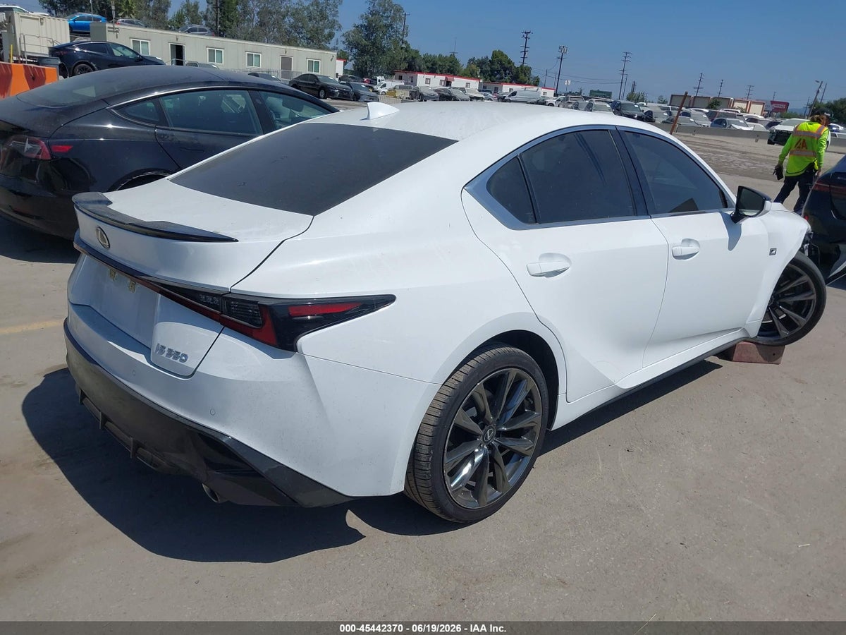 2024 LEXUS IS 350 F SPORT — снимка 4