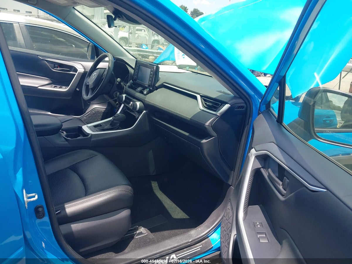 2020 TOYOTA RAV4 LE — снимка 5