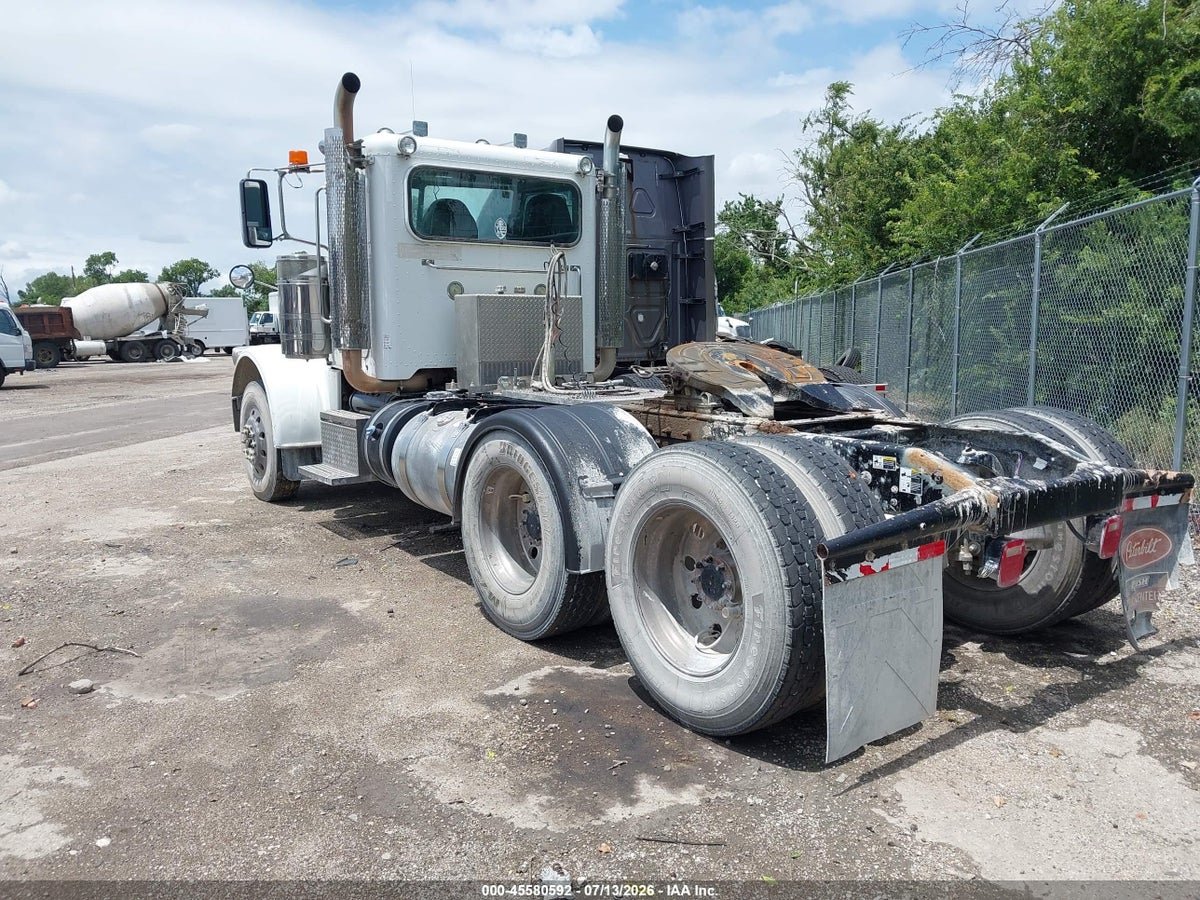 2017 PETERBILT 389 — снимка 3