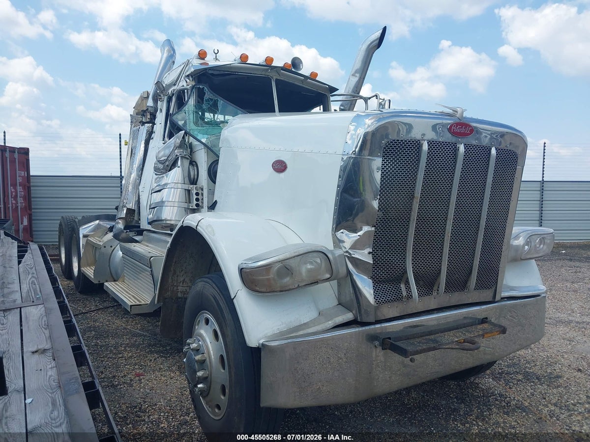 2018 PETERBILT 389