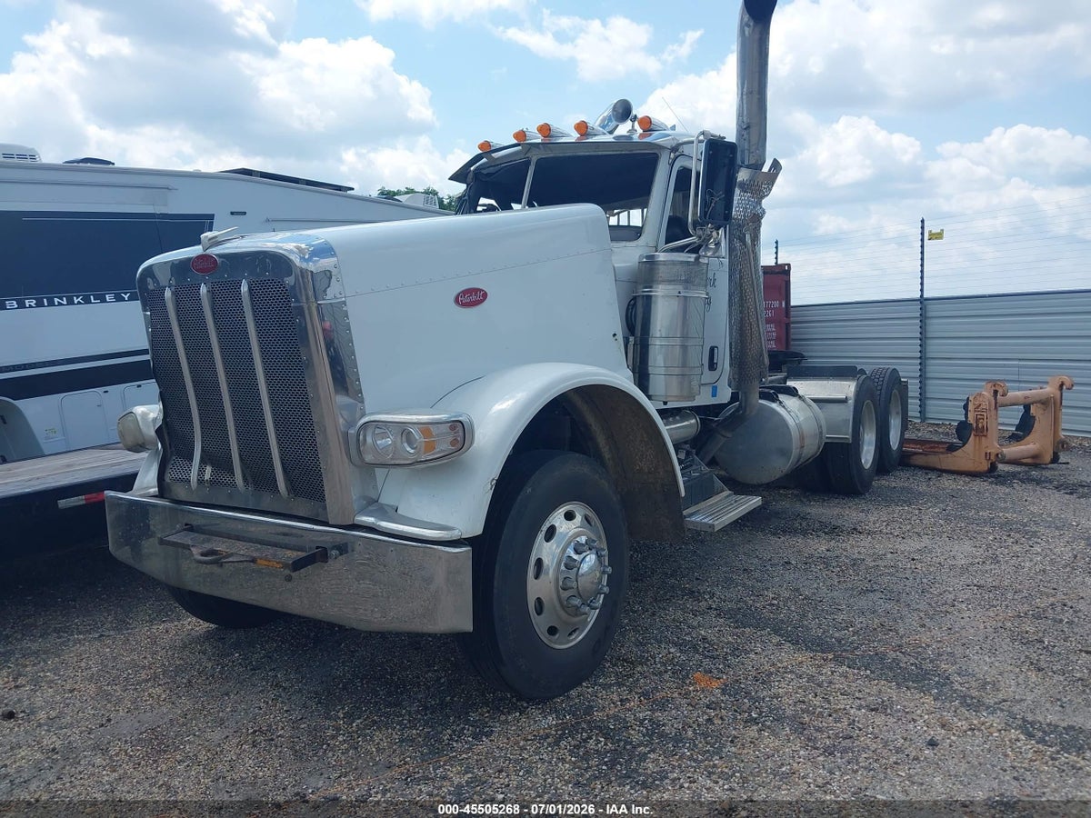 2018 PETERBILT 389 — снимка 2