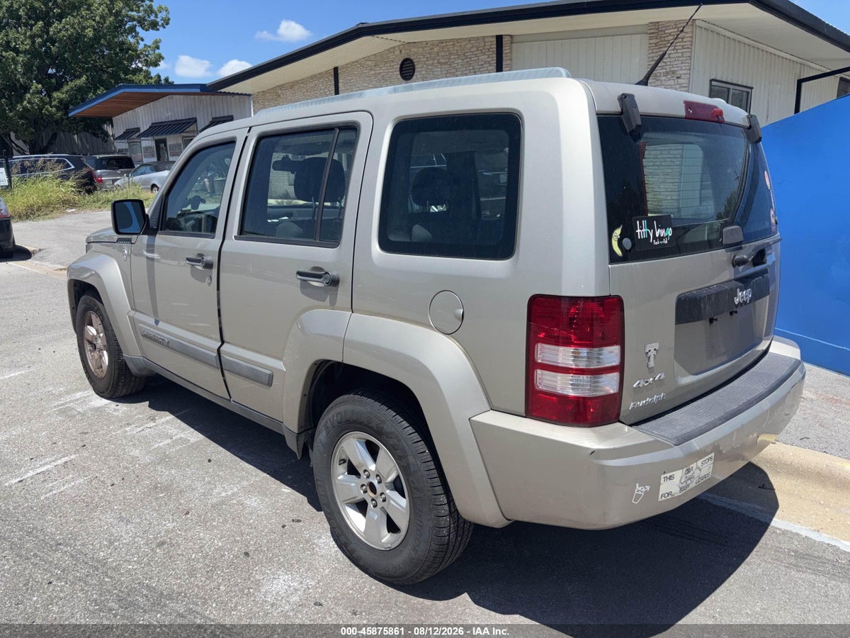 2011 JEEP LIBERTY SPORT — photo 3