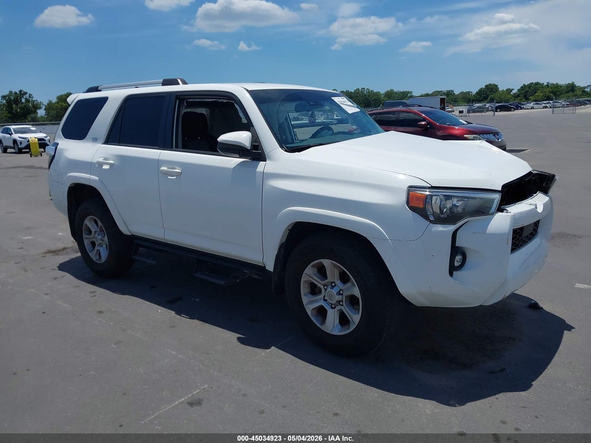 2022 TOYOTA 4RUNNER SR5