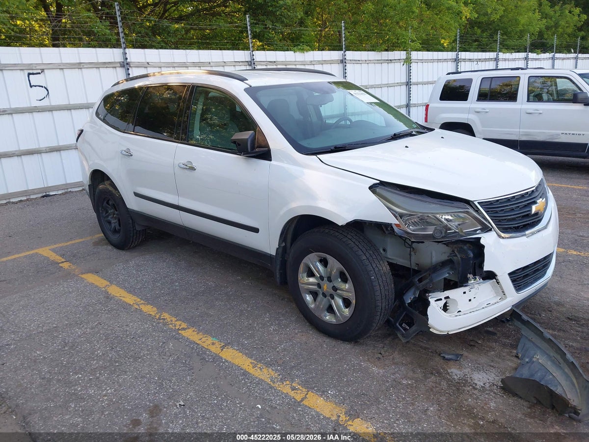 2017 CHEVROLET TRAVERSE LS