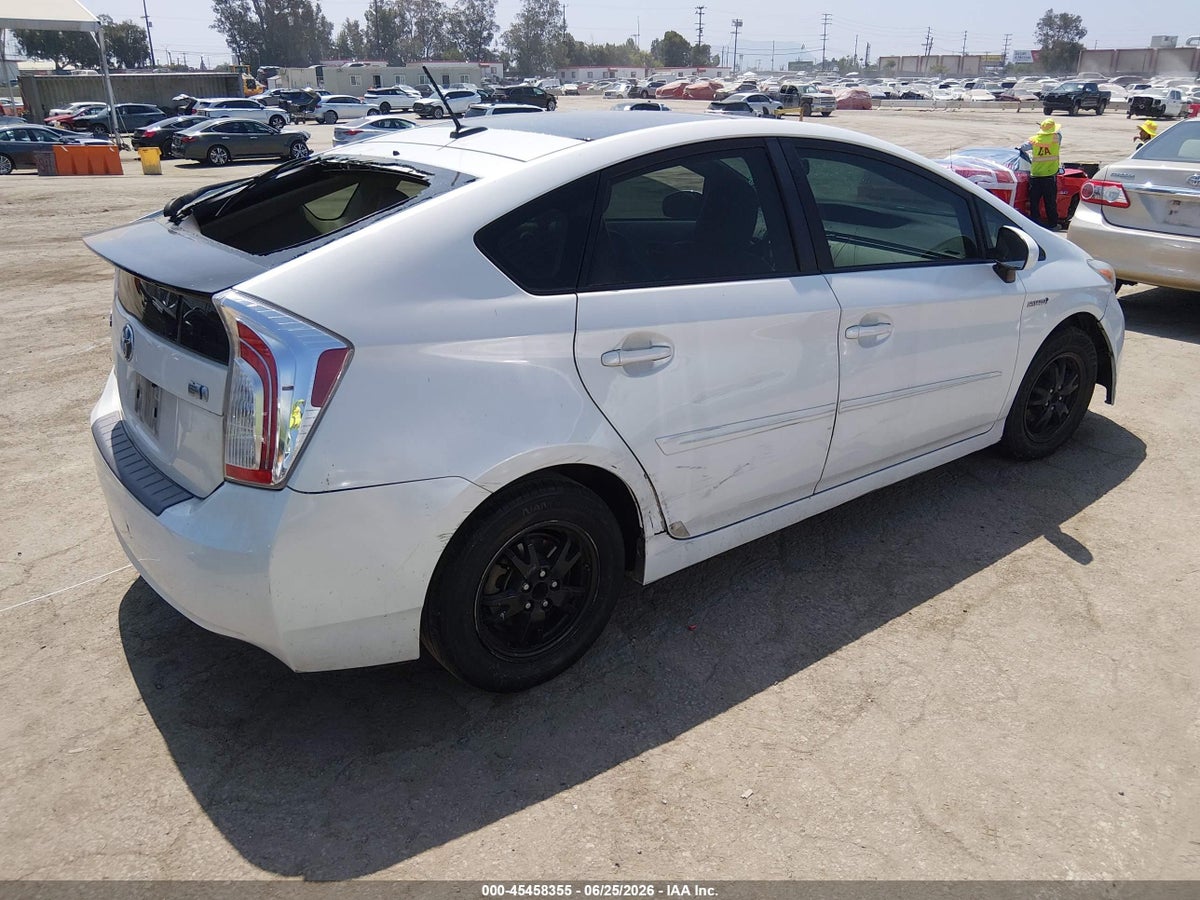 2015 TOYOTA PRIUS FOUR — снимка 4