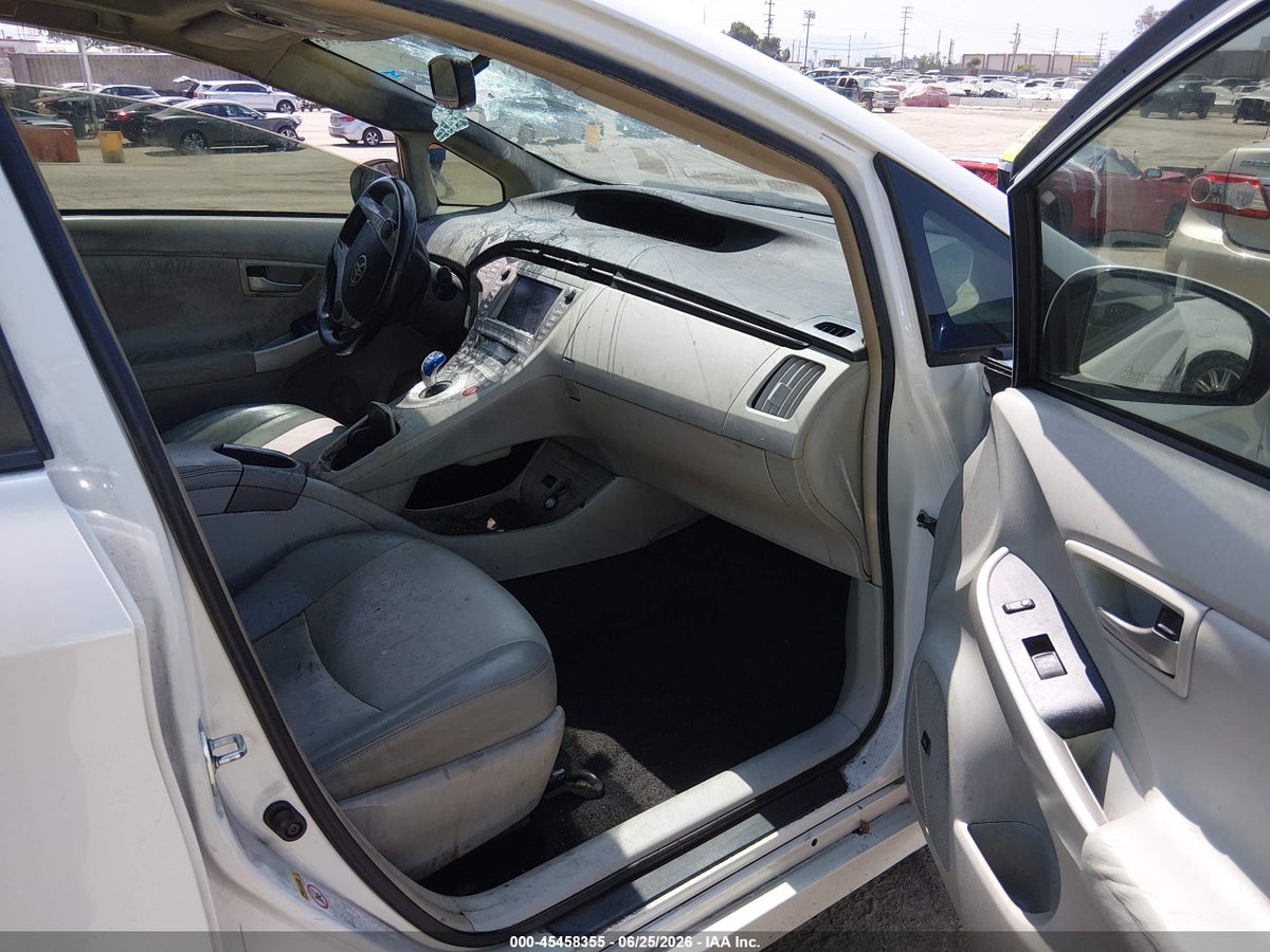 2015 TOYOTA PRIUS FOUR — снимка 5