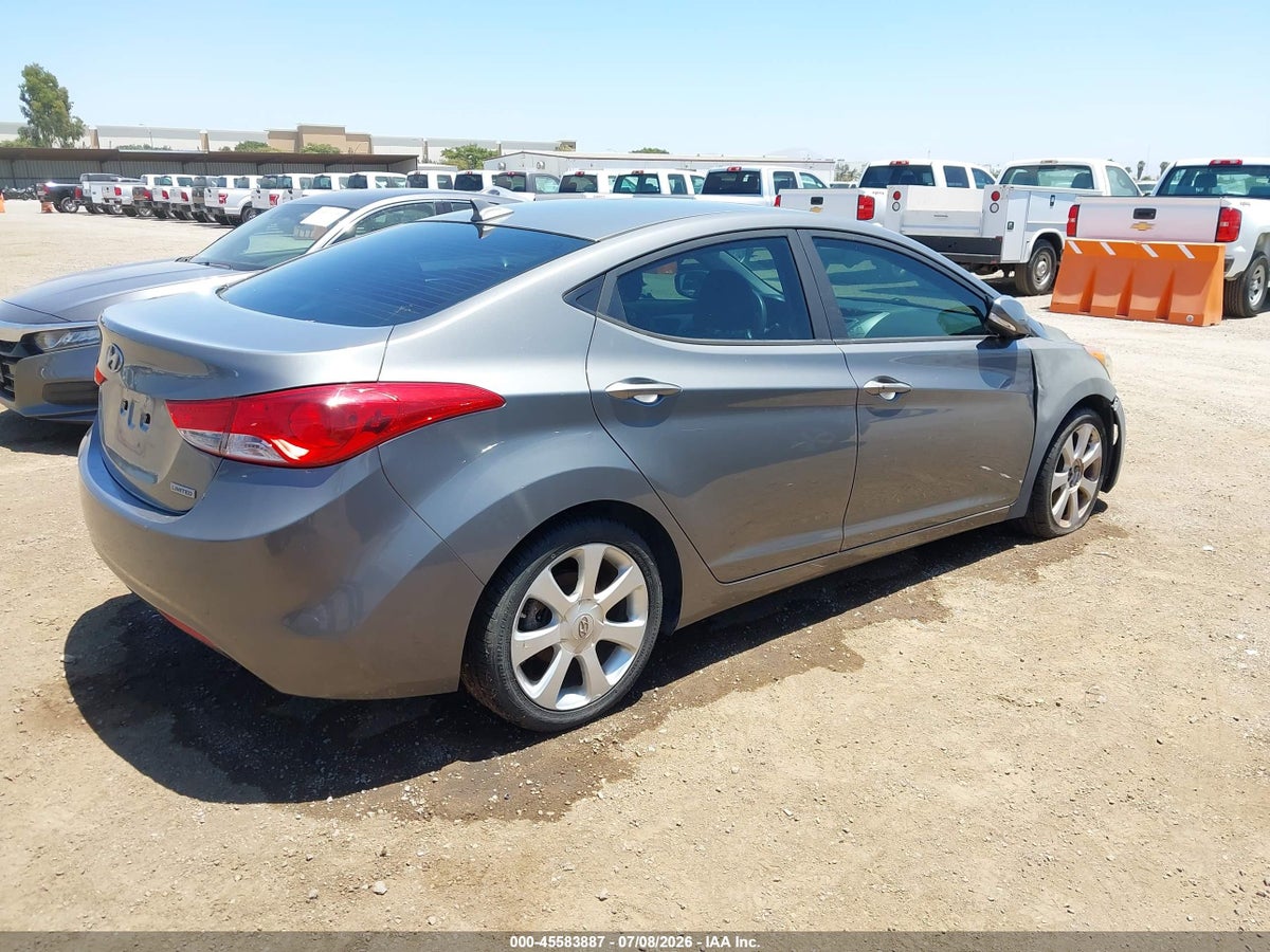 2013 HYUNDAI ELANTRA LIMITED — снимка 4